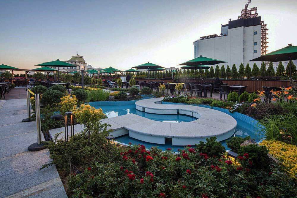 rooftop restaurant in tehran